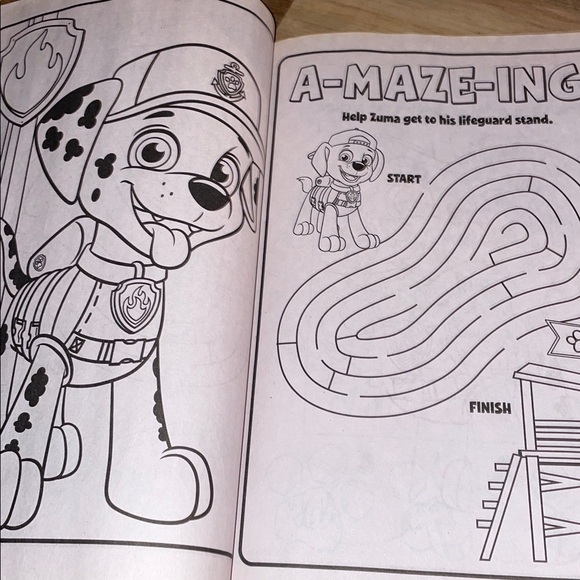 Nickelodeon PAW Patrol Doggie Divers Coloring Book - Picture 9 of 16